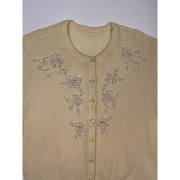 Cashmere Pringle of Scotland Cream Cardigan Beaded Floral Embellishments Sz S - Picture 5 of 11